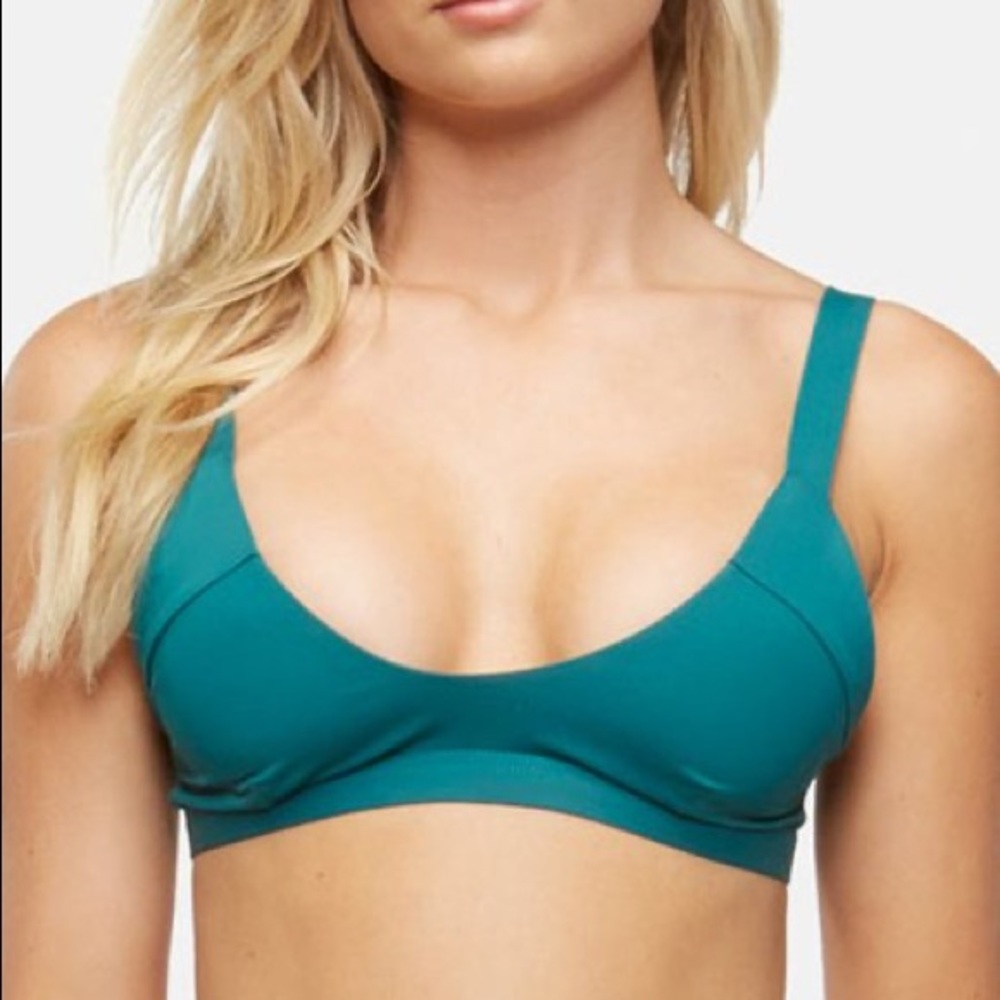 Tavik Coco Scoop Neck Bikini Swim Top NWT Large